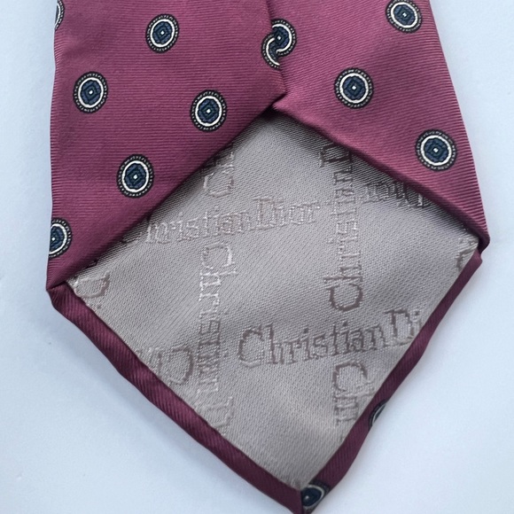 Authentic DIOR neck Tie with pattern - 100% Silk, Exquisite Elegance! - Picture 4 of 5